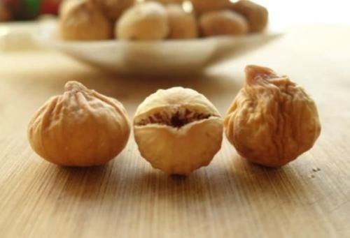 葛根粉|女性缺乏黄体酮，姨妈总不来？3种食物常吃，养护子宫气色好！