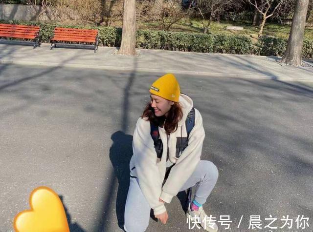 傅园慧|游泳女神刘湘晒美照,身材圆润修长,上围突出,大腿屁股胖嘟嘟!