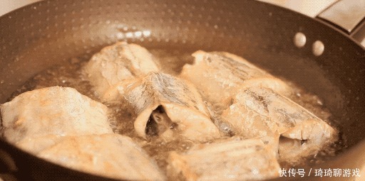 油炸后的剩油怎么用大厨教你一招,剩油变香油,健康不浪费