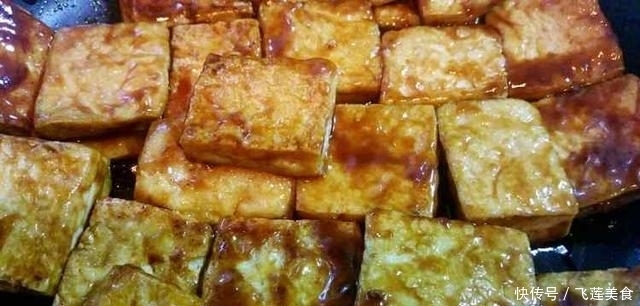 糖醋脆皮豆腐,在家自己就能做,酸甜爽口,家人孩子喜欢
