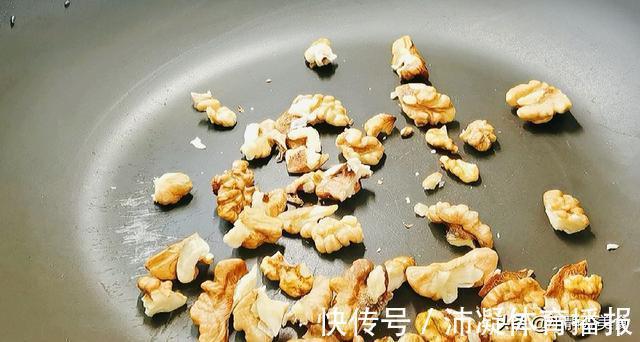 养生|96岁老中医分享的黑芝麻养生吃法,做一次吃半个月,太实用了