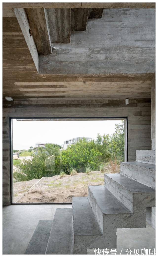 水泥色|毛坯房别墅设计，看这外观就被迷住了！省去装修就能入住了