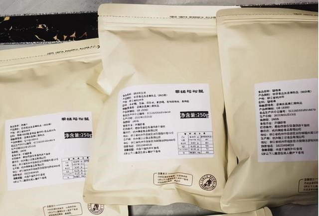 快递|挑战200块在拼多多买年货，连取3天快递，门卫大叔差点骂败家