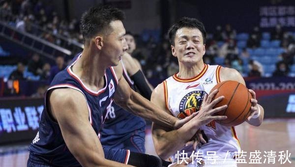吉林|一针见血!球迷道破广东男篮险遭吉林逆转的真因杜锋也无解!