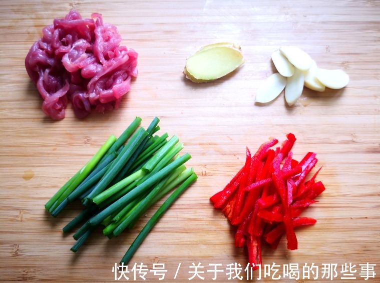 红烧家常豆腐|大冬天,吃萝卜不如吃它,营养高还不胖,煎一煎外酥里嫩,特下饭