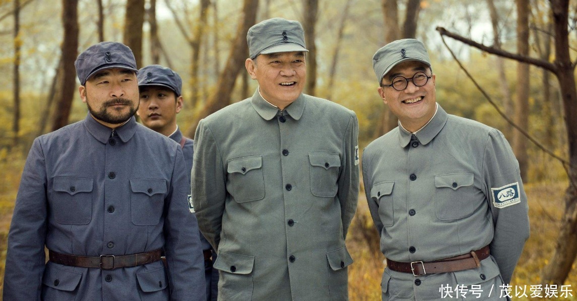 干什么|八路军帽子上的两颗扣子，到底是干什么用的，你知道吗