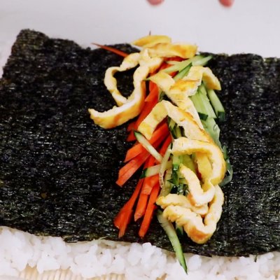 出行|出行的必备美食，黄金肉松寿司