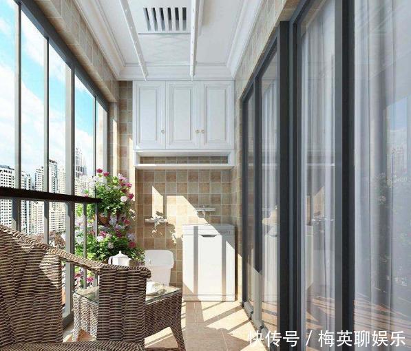 装修|装修阳台不要做推拉门了，如今都流行这么装，瞬间提高实用性