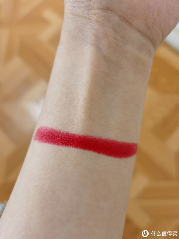 不知道送女朋友什么口红？小姐姐一个个帮你试！口红评测篇一