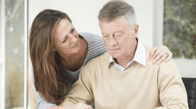 现实|没有女儿的父母,晚年是什么处境网友的回答很现实!