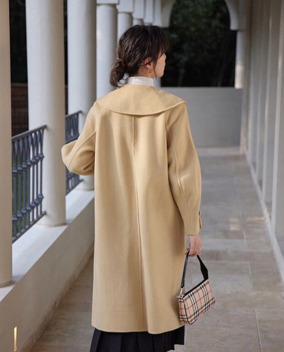 美眉 新年衣服不用买太多,这3件就足够,最后一件太有气质了!