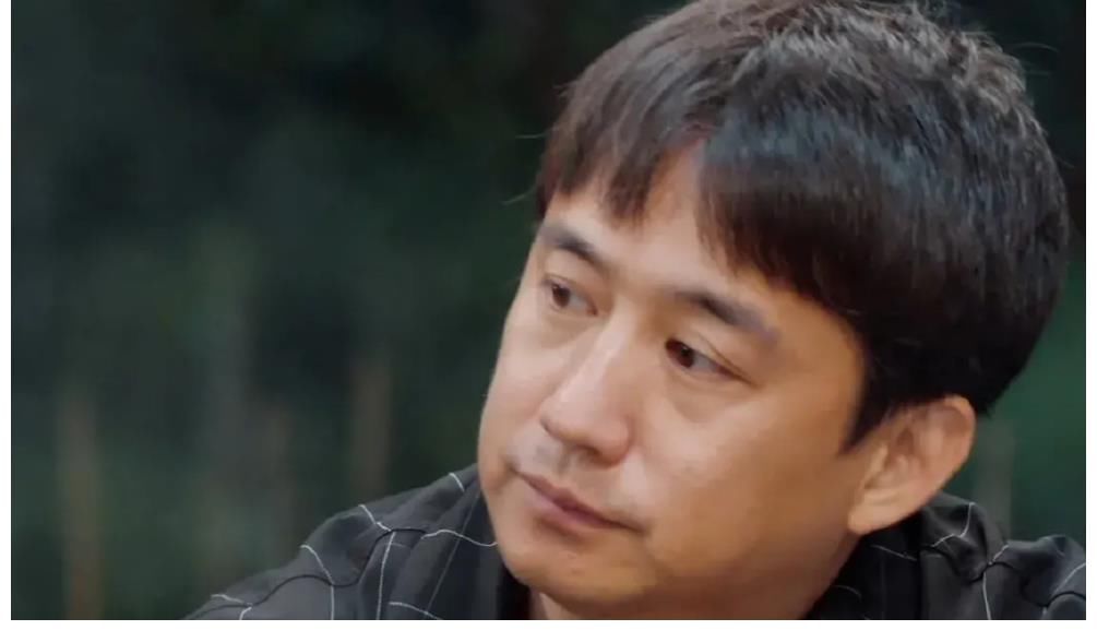 那英|那英到底哪来的自信?怼完杨紫,又当众吐槽黄磊做的鸡爪没味!