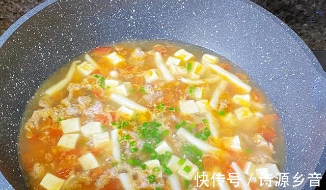 好喝|入秋后,天气干燥多给家人喝这道汤,做法简单营养全面,好喝不贵!