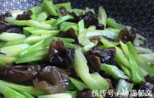 木耳和此物一起炒，等于“天然泻药”，清肠排宿便，赘肉不见