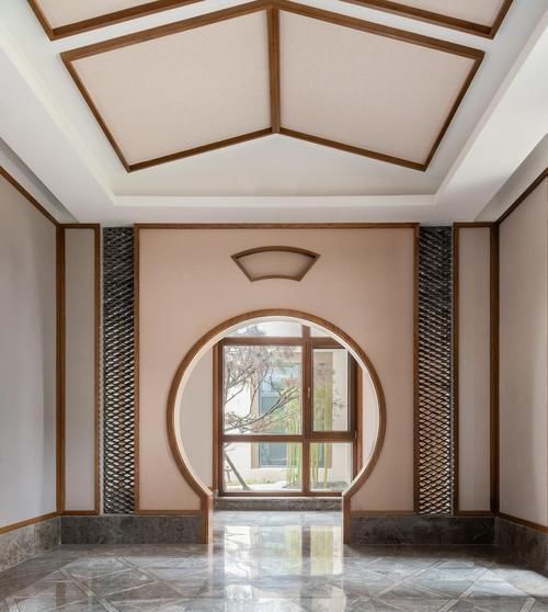 打造|天价打造的“紫禁城”豪宅,占地75000㎡,里面的装修,富贵逼人