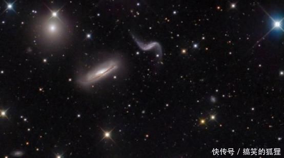 法国里昂大学 宇宙中出现“小宇宙”，长度达5亿光年，被称为“无尽的天堂”