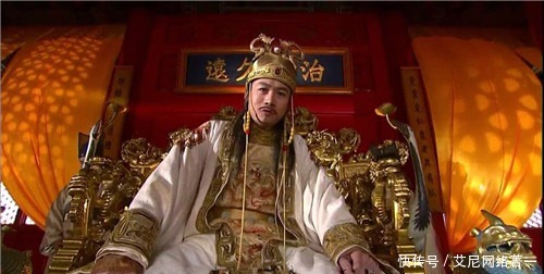 钦点|皇帝钦点状元,不小心将红墨水掉在试卷,只好将错就错:你是状元