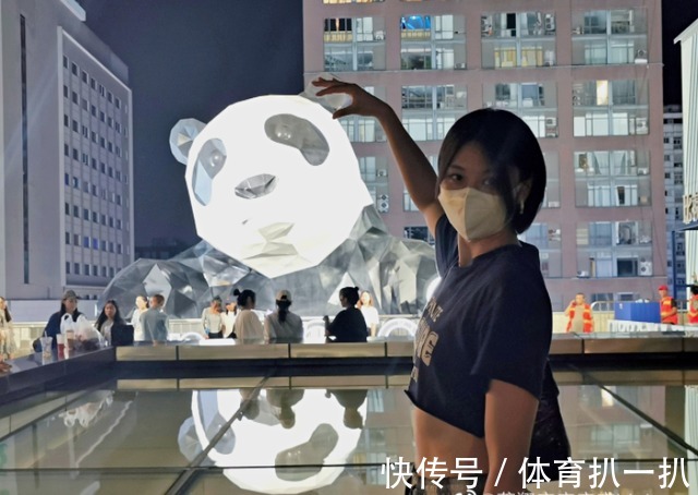 马甲线|女排奥运冠军旅游大秀腹肌,马甲线抢镜,龚翔宇变化大,又美又飒