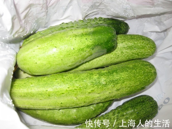 用此种菜包饺子那才叫一个香,比韭菜馅好吃,孩子吃了两大盘