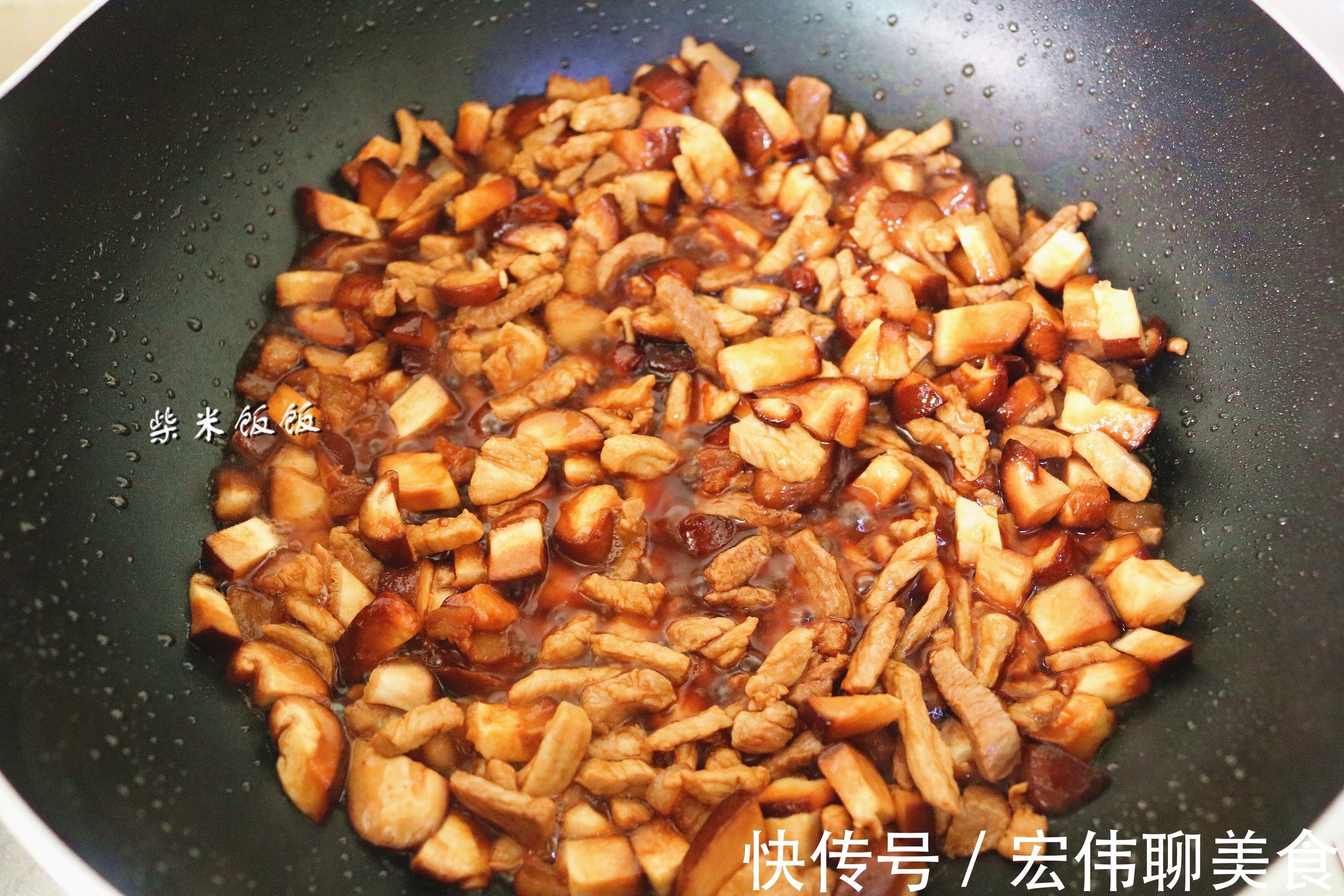 香喷喷|上班别吃外卖了,睡前蒸一锅,再卤一锅,香喷喷的工作餐就有了