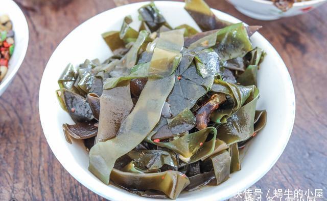 侄女过生日,妈妈早上4点就起床,做了两大桌农家菜,吃嗨了