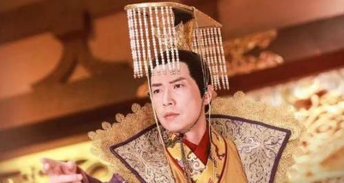 李隆基|此人虽是皇帝，却不敢穿龙袍，不敢进后宫，也不敢自称＂朕＂