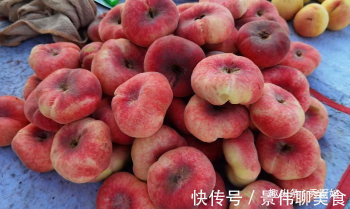 桃子|买桃子时,就挑“公”的,肉多核小汁水多,教你6招,一挑一个准