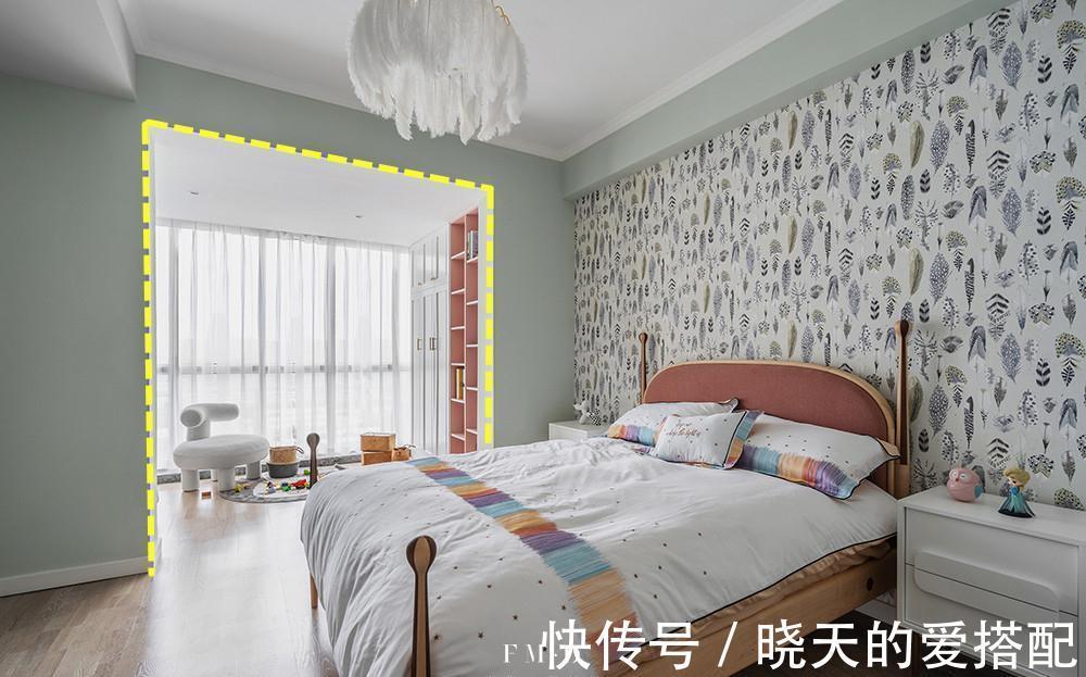 电动晾衣架|双阳台要不要拆墙扩进室内？一分为二，一个纳入客厅一个洗衣晾晒