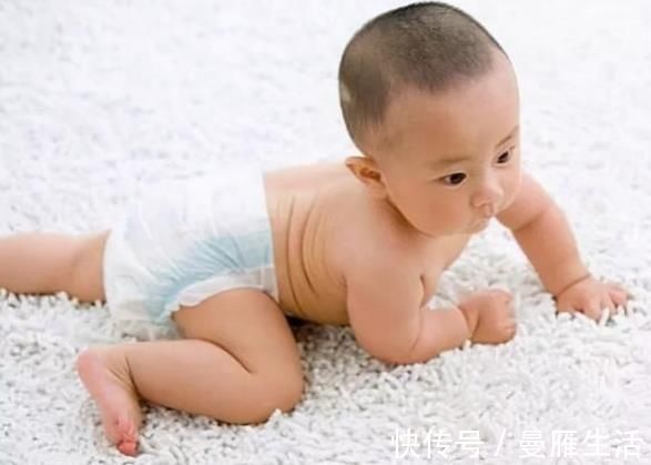 心理健康|啥时候给宝宝戒纸尿裤?别超过这个月龄,不然会产生这些危害