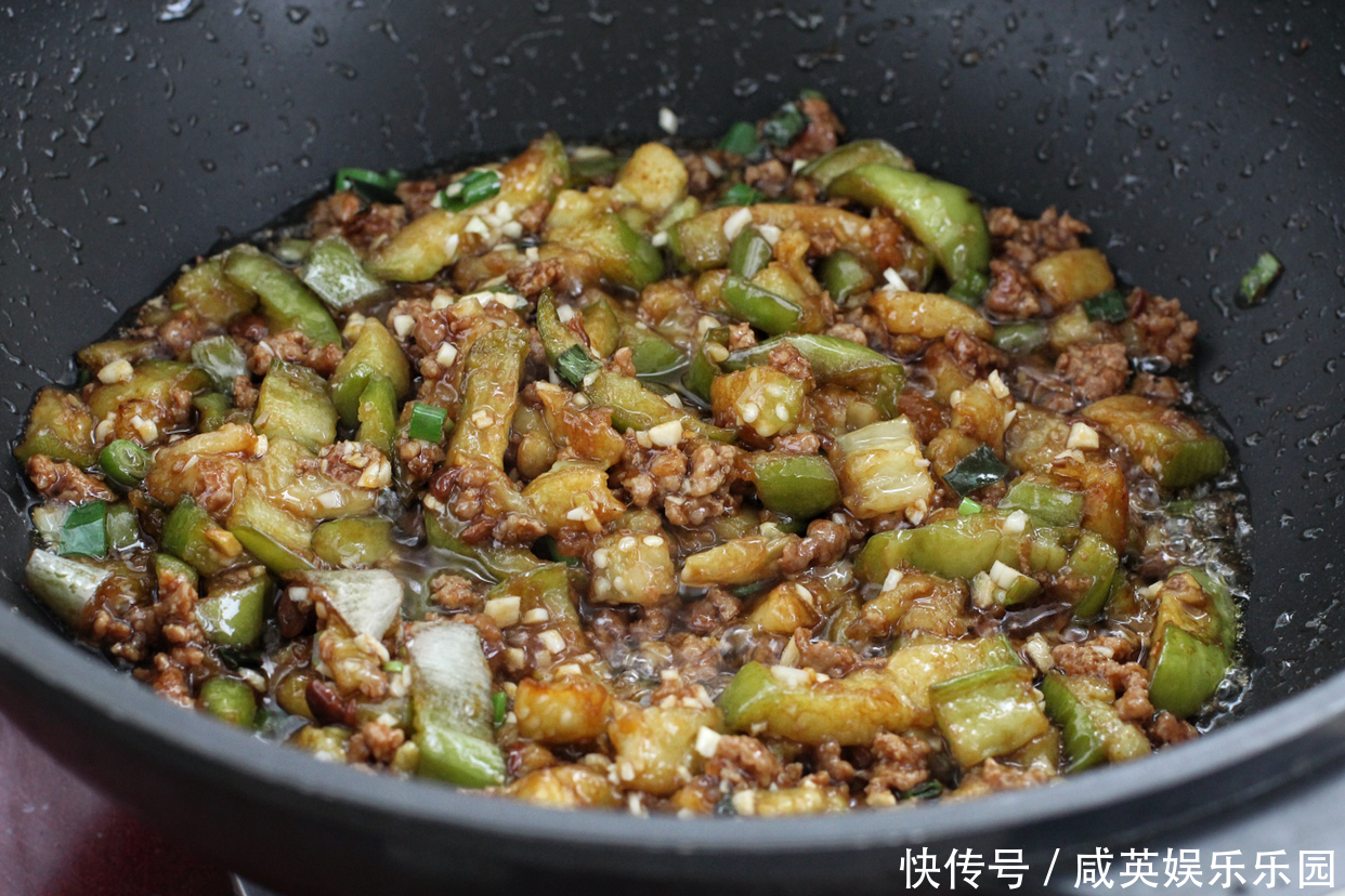 开胃|每次去饭店孩子必点此菜,酱香浓郁、简单开胃,和米饭是绝配!