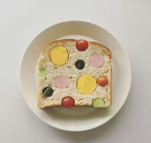 吐司|日本主妇凭1片吐司圈粉无数,可能是日本最会“画”的美食博主了