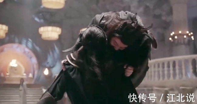 汤面!你是否记得被杨过扔下墙头的小兵?我们遗忘的,却是最残酷的历史