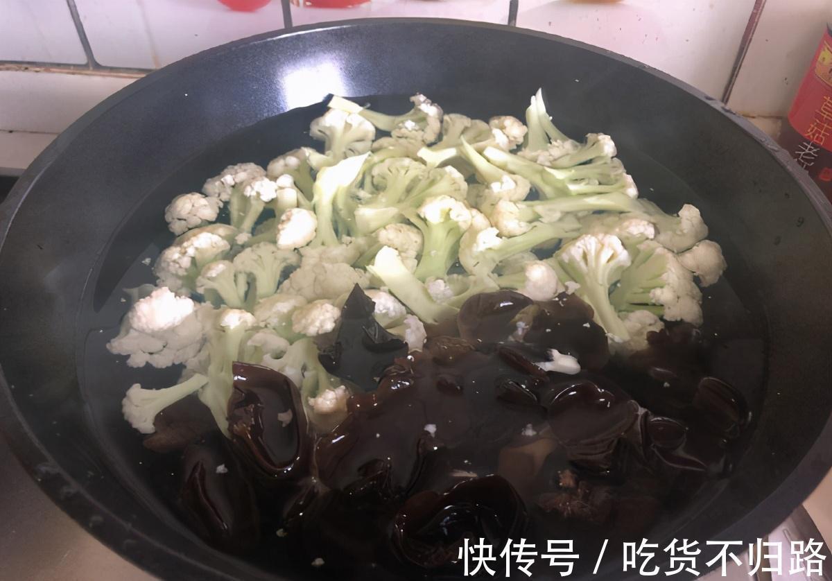木耳|这菜宁可丢掉也不能隔夜吃，对身体没好处，早知道早受益