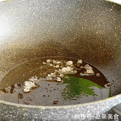 这道红烧肉烧芋头，分分钟光盘