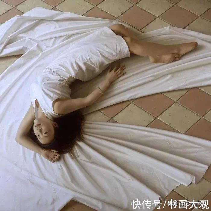 李贵君#日本现代女性肖像绘画——新生代具象画家塩谷亮人物油画作品欣赏