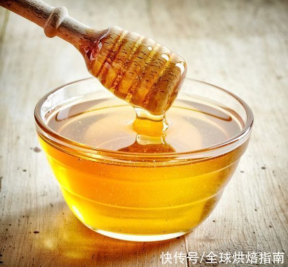 可乐|一瓶500ml的可乐含糖量vs蛋糕含糖量，烘焙食物的含糖量真的高吗?