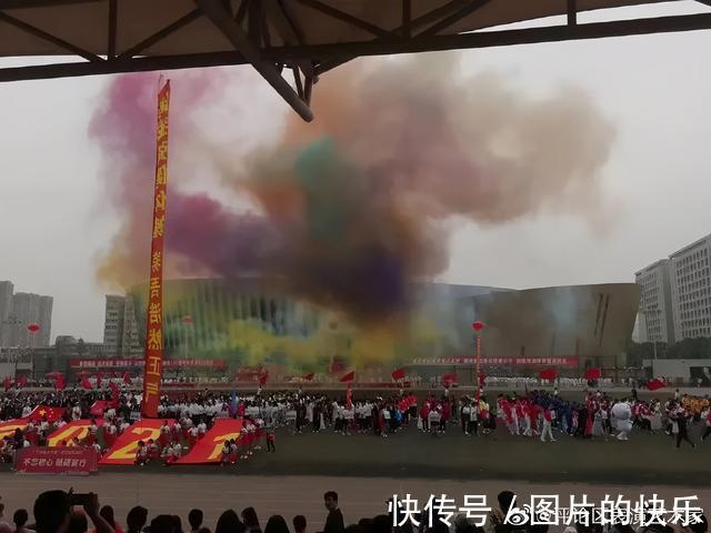 |当你卖掉了前任送的东西 冷段子1805