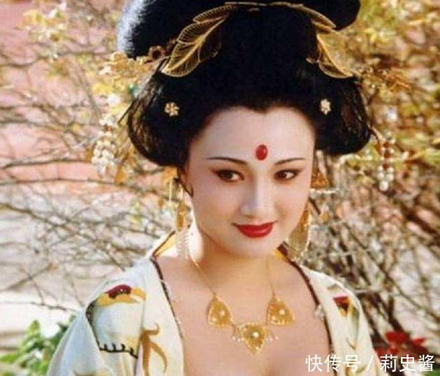 以杨玉环|杨贵妃的两个特殊嗜好，让她18年无孕，这两个习惯可能你也有