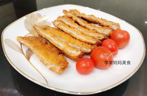  除夕年夜饭菜单，3口之家8道菜，有荤有素，端上桌全是硬菜