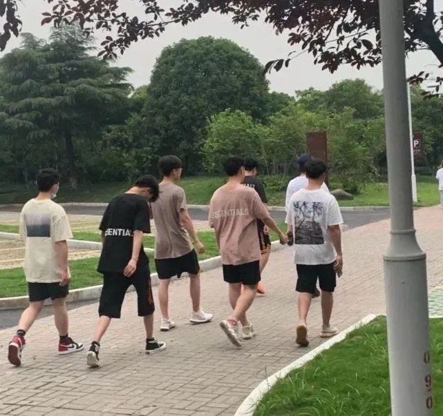 rio|潮流圈的10大Unreal行为，你占了几条？