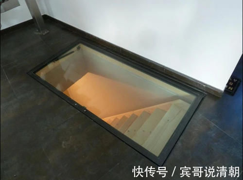 户型|外国人就是脑洞大开!好好的楼梯非要装个盖板,看完才知道多实用