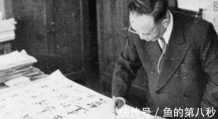 徐广平#郭沫若用四字骂鲁迅,鲁迅加一字回骂,世人笑称就是郭沫若的一生!