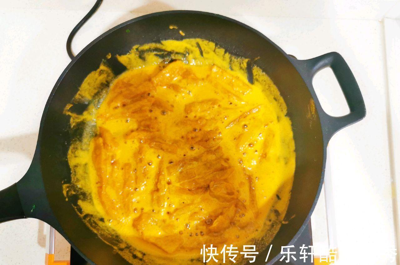 咸蛋黄南瓜条|咸蛋黄南瓜条,口感丰富,营养健康