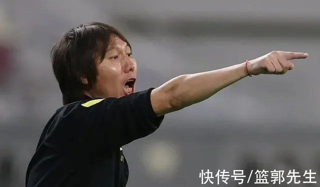 粤媒|国足为何输球?粤媒怒批李铁,质疑他的排兵布阵有三大致命失误
