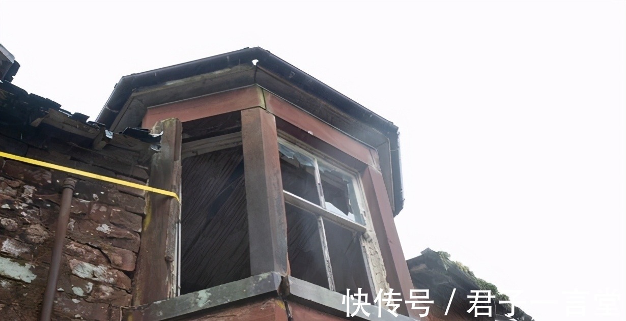 翻新|英国情侣误买百年废弃的老宅,修了两年半时间,还不能入住