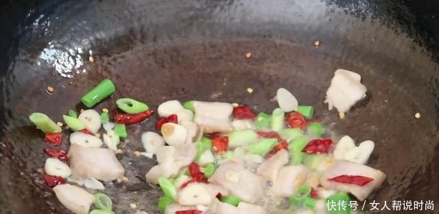  粘锅|今天才知道，原来包菜粉条这样做，难怪之前粉条老粘锅，收藏了