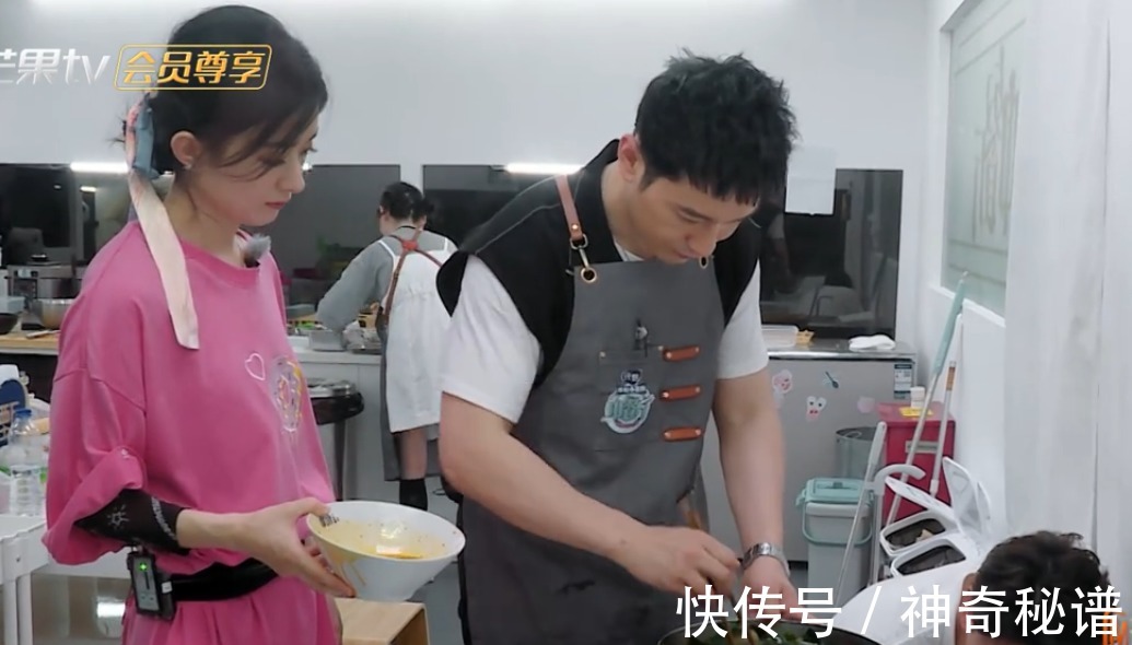 涼菜|這也能被罵黃曉明拌涼菜這一段，關(guān)彈幕，保智商！