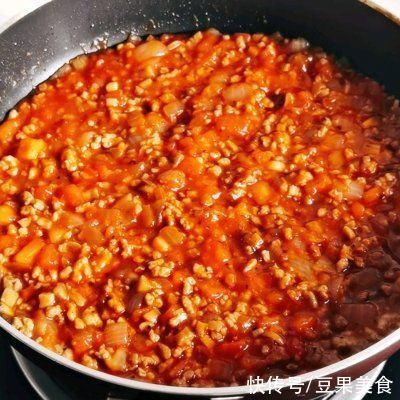 白蘑菇|超下饭的意式肉酱千层面，一学就会