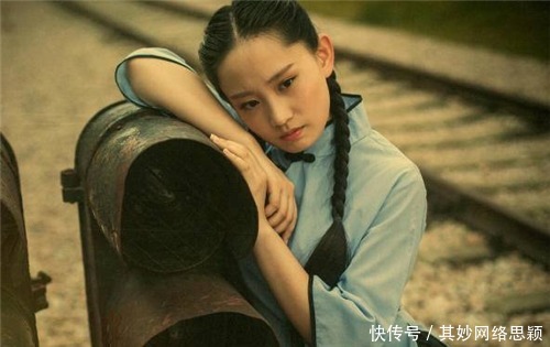 怀孕|师生恋意外怀孕,去打胎发现是龙凤胎,鼎鼎有名的女儿差点被打掉