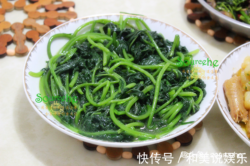 婆婆和小姑来吃饭，做了五道家常菜，花了30元，荤素搭配，实惠